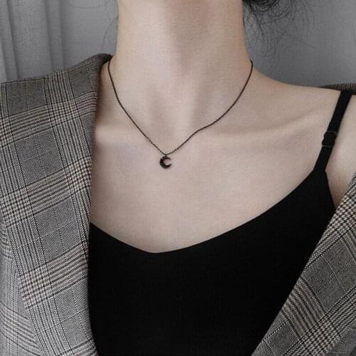 Fashion Simple Black Moon Necklace Lady Necklace Clavicle Chain Elegant Girl Charm Jewelry Anniversary Girlfriend Birthday Gift