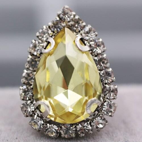 Free shipping sew on glass rhinestones with claw Light yellow flatback Teardrop sew on Crystal button diy clothing Accessories