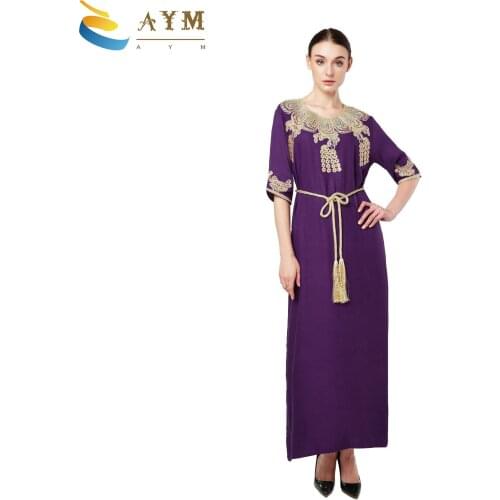 Muslim long skirt embroidered robe Arab ladies Middle Eastern womens short-sleeved big swing dress