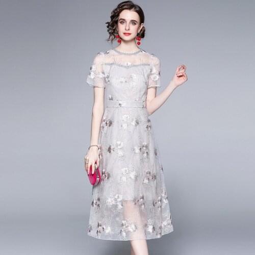 Luxuriy Mesh Embroidery Dress Women Summer Vintage Designer See Through Short Sleeve High Waist Fashion Slim Party Dresses