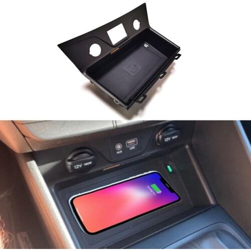10w car QI wireless charger for Hyundai Tucson 2015 2016 2017 2018 2019 charging plate wireless phone charger accessories