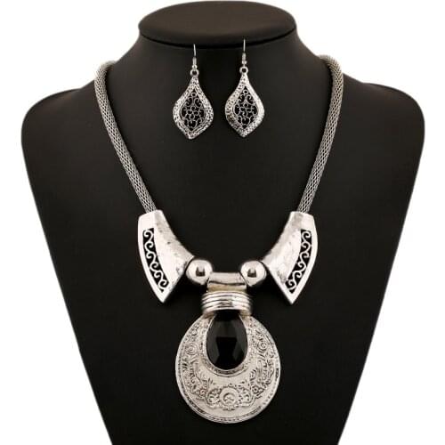 LZHLQ Vintage Big Stone Pendant Necklaces Statement Ethnic Carving Metal Thick Chain Necklace Plated Maxi Geometric Jewelry