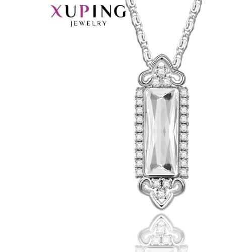 Xuping Jewelry Fashion Design Rectangle Crystals Necklaces for Women Mature Temperament Party Gifts 40361