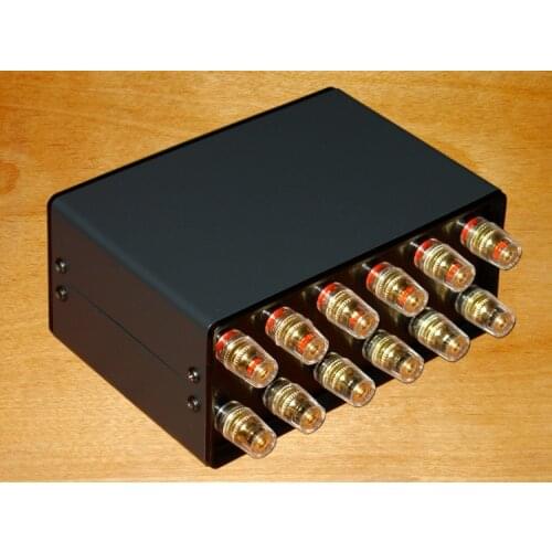 NEW Lastest 2(1)-IN-1(2)-OUT Amplifier switcher / Speaker Audio Splitter / Switcher Passive Selector