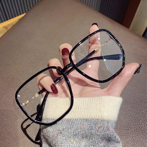 Woman square Clear Glasses Frames Retro Metal Eyeglasses Frame for Women Retro Brand Luxury Spectacles Glasses Frame
