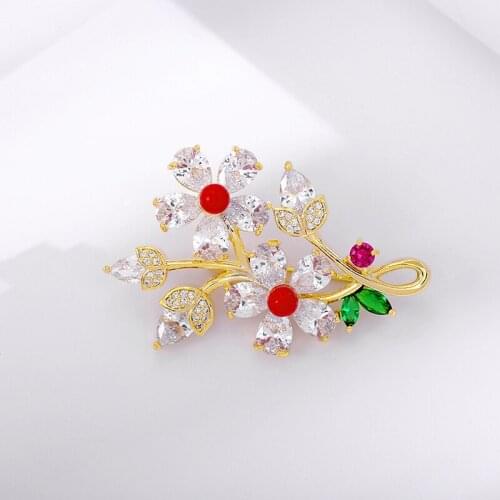Fashion Peach Blossom Brooches for Women Trendy Cubic Zirconia Rhinestone Flower Pins Lady Bridal Wedding Party Jewelry broche