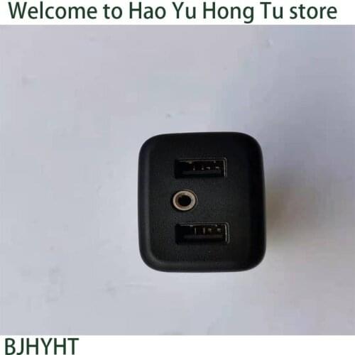 Original USB SD Card + Auxiliary Socket Direct Connector Adapter FOR Chevrolet Silverado Console 2016-2018 OEM 23496501 13519224