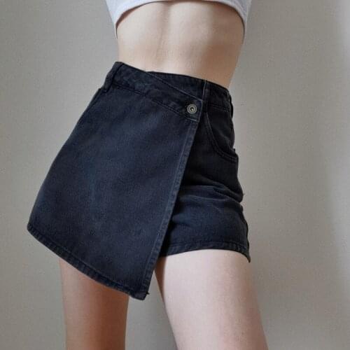 WOMENGAGA Women Short Jeans Wide-legged 2021 Summer New Front Baffle Piece Fake Two-piece Stitching High-waist Denim Skirt L09Z