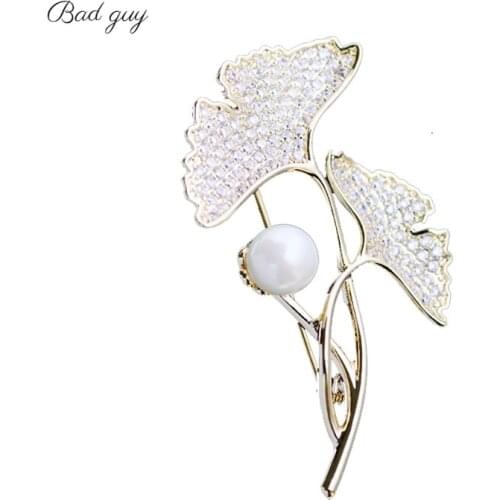 Ginkgo Biloba Zircon Brooch Pin Pearl Fashion Brooch Jewelr for Women Cute Metal Plant Weddings Party Office Brooch Pins Gifts