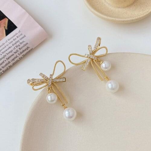 Trendy Jewelry 2021New Arrival Metal Bowknot Dangle Earrings Korean Pearl Simple Elegant Bow Drop Earrings Accessories For Women
