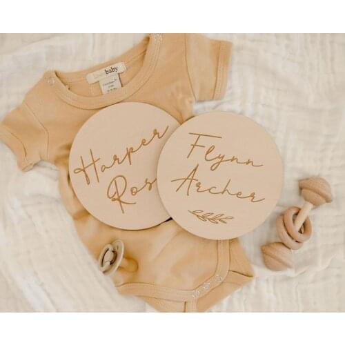 Custom Wooden Baby Name Announcement Plaque - Milestone Disc - Newborn Baby - Baby Name - Baby Shower Gift - Wood - Personaliz