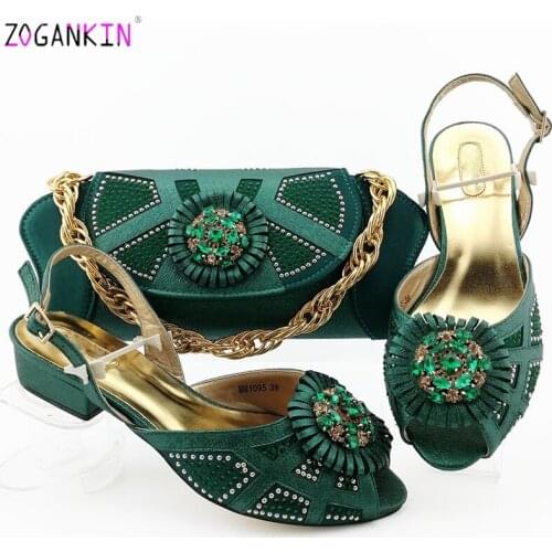 MaMa Party Women's Slip-ons