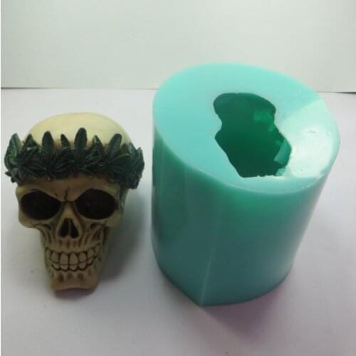 QT0004 Silicone Mold Maple Wreath Skull Silicone Soap Mould 3d Handmade Candle Mold Food Grade Silicone mould High Quality PRZY