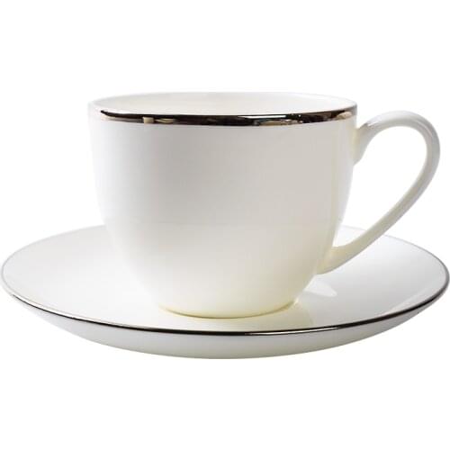 Ceramic White Coffe Cup Set Modern Gold Rim Nordic Royal Bone China Fine Crockery Tea Cup Porcelain Drinkware Taza Teaware E5BD