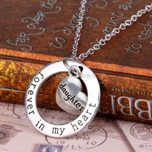 Family Member Gifts Silver Plated Daughter Heart Forever In My Heart Circle Round Pendant Necklace Women Girl Xmas Jewelry Party