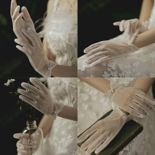 Women Sweet Wedding Sheer Short Gloves Handmade Faux Pearl Sequins Beaded Bowknot Decor Bridal Prom Party Mittens