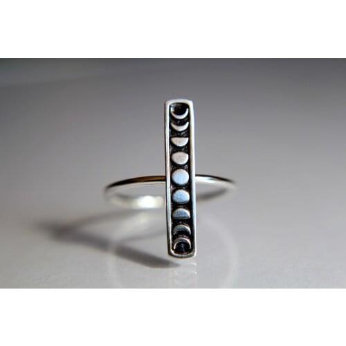 Vintage Female Small Wedding Finger Ring Fashion Unique Style Moon Phase Engagement Ring Cute Simple Jewelry Gifts