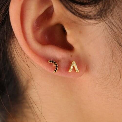 2019 Earrings Fashion Jewelry black cz horn shape letter V Earrings For Women Gift Earrings simple design ear jewelry