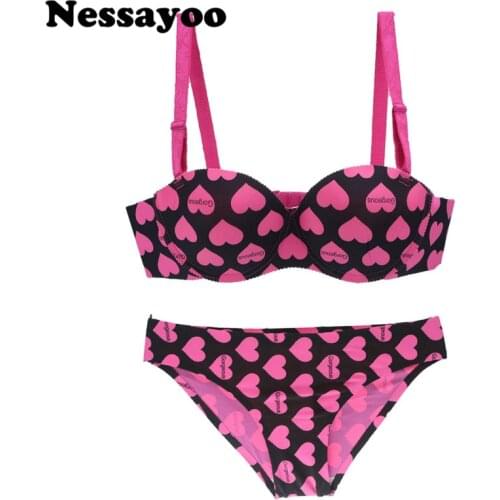 Seamless Hearts Brushed Red Bra Underwear 75C 80C 85C 90C 95C Women Push Up Bra Panty Set 2017 New Sexy Women Love Bra Panties