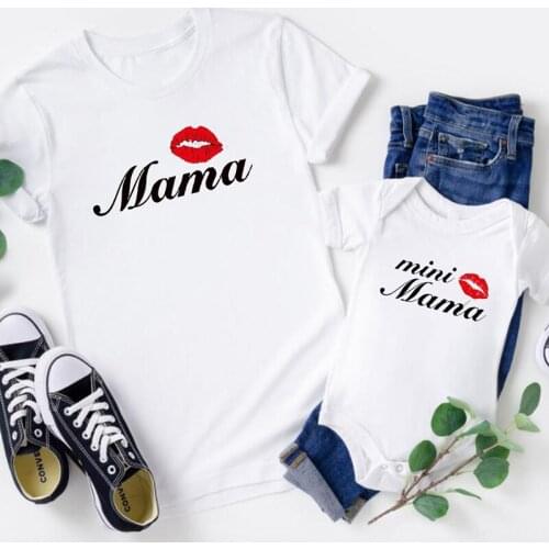Family Look Mother Daughter T-shirts Summer Family Matching Outfits Mom Baby Mommy and Me Tee-shirt Clothes Woman Girls Tops