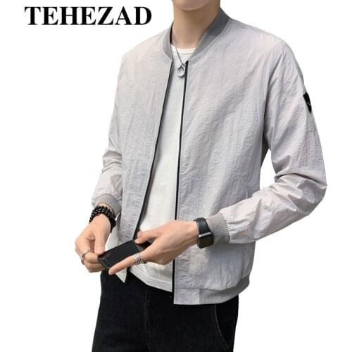 Mens Windbreaker 2021 Summer Sun Protection Jacket Jacket Sports Riding Thin Quick-Drying Hooded Jacket Mens Brand Clothing