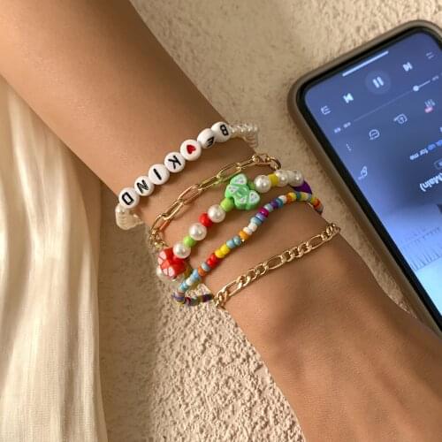 Retro fashion color rice beads butterfly bracelet oriental pastoral style acrylic letter beaded bracelet for women party gifts