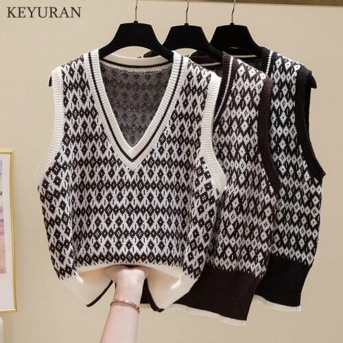 Fashion Argyle Plaid Sleeveless Vest Sweater Women Pullover Casual V Neck Knitted Sweater Winter Cute Korean Sweater 2021
