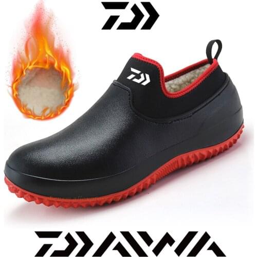 Daiwa Men Shoes Kitchen Working Shoes Cotton Non-slip Waterproof Chef Shoes Casual Fishing Shoes Water Shoes Rain Cotton Boots