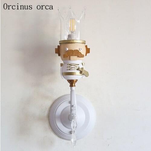 Cartoon creative King resin wall lamp corridor Boy Girl Bedroom bedside lamp Nordic garden doll wall lamp free shipping
