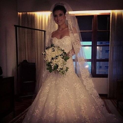 A line Off Shoulder vestido de noiva Appliques Sexy Luxury Bride Dresses Cheap Lace Long Sleeve Wedding Dresses With Buttons