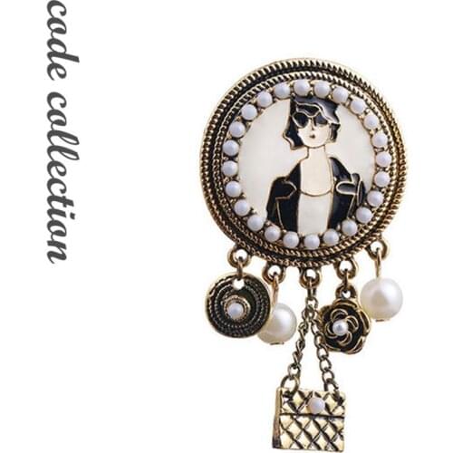 Retro Camellia Crystal Chain Tassels Brooches Lady Head Pearl Tassel pins for Women Clothes Accessories cc Gift