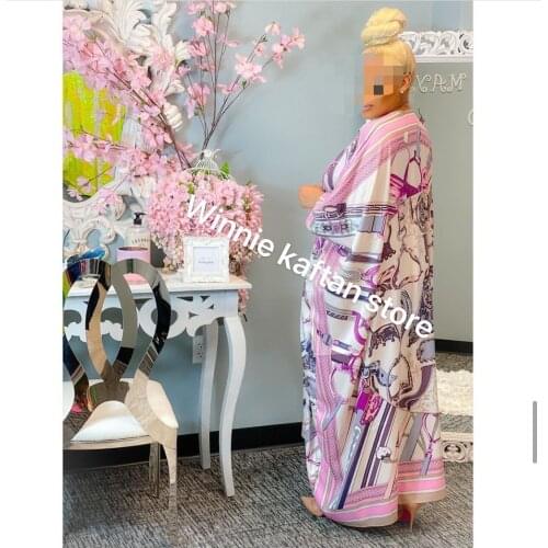 Middle East 2021 Summer Popular Traditional Kimono For Women Free Size European Printed Silk African Women Caftan