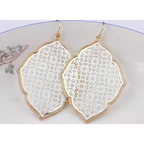 ZWPON 2018 Big Gold Filigree Monogram Statement Earrings for Women Fashion Zinc Alloy Large Clover Teardrop Earrings Wholesale