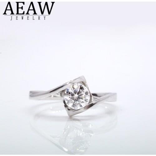 AEAW 0.4ct 4.5mm Round Cut EF VVS1 Moissanite 925 Silver Ring Diamond Test Passed Fashion Love Token Fashion Girlfriend Gift