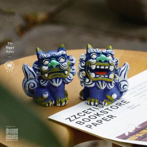 Chinese hand-painted creative resin lion ornaments commemorative crafts birthday gifts