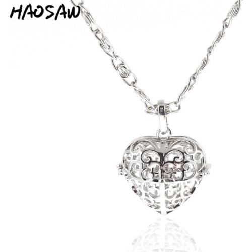 31mm Fashion Necklace Heart Shape Hollow Delicate Elegant Pendant High Quality For Women Gift Necklace Jewelry Findings