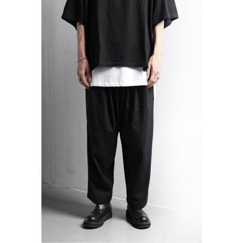 Mens loose fit straight tube show thin in Korean fashion versatile black light and breathable loose wide leg pants casual pants