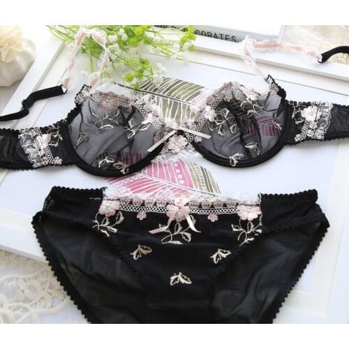 Sexy Embroidered Bra Set Women Sexy Lingerie Push Up Underwire Underwear Set Short Skin Care Kits Bra Breathable Panties 2021