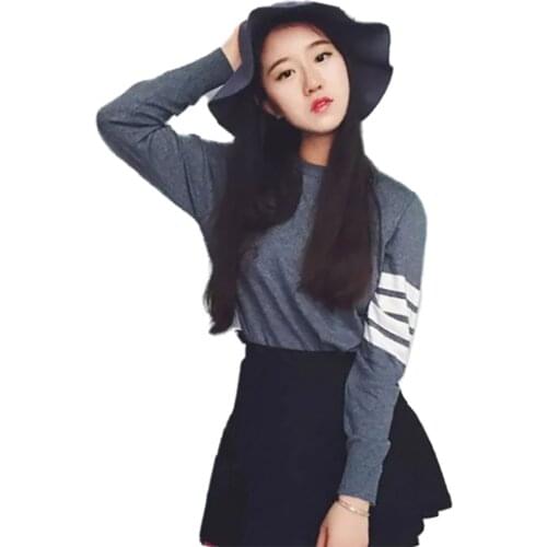 New Spring Korean Vintage Stripe Sweaters Casual Men and Women Pullover Loose Buttons Fashion Knit Sweaters Womans