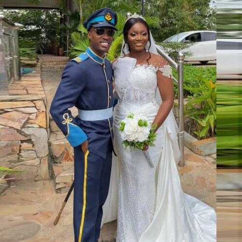 Aso Ebi Mermaid Wedding Dresses With Detachable Train Major Beading Sequins Plus Size Gown Cap Sleeves ISheer O Neck Bridal Gown