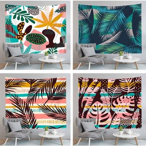 Green Palm leaves Tapestries Wall Hanging Tapestry Bohemian Bedspread Yoga Mat