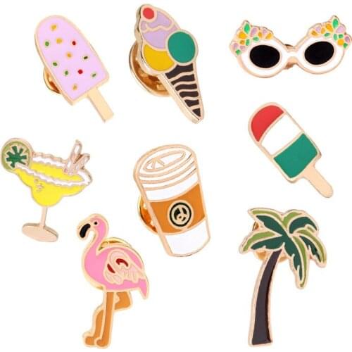 Summer Sunny Beach Pin Brooch Flamingo Coconut Tree Coffee Ice Cream Sunglasses Metal Pins Badges Denim Brooches for Women Men