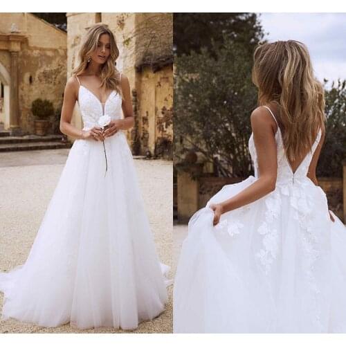 New Backless Bohemian Wedding Dresses Beach 2021 Lace Appliques Spaghetti Strap Bridal Gowns Sexy Vintage Vestidos Noiva