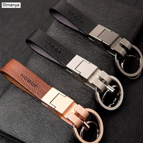 New Cool Luxury Metal Men Women Key chain Genuine high quality Car Key Ring bag charm Lovers Gift Keychains wholesale 17237