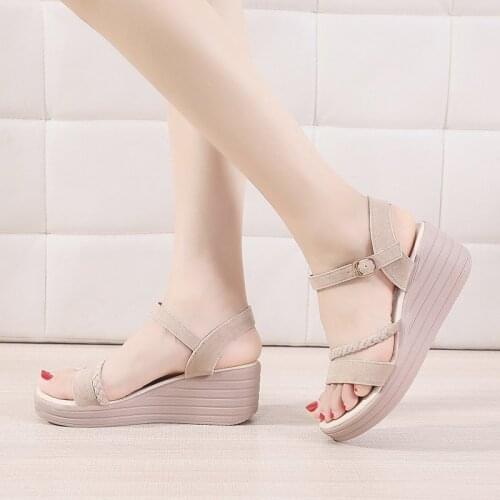 Straw texture wedge sandals womens summer new Korean version of the wild Roman platform platform platform high heels