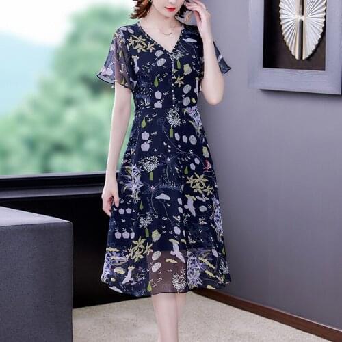 Summer 2021 New Fashion and Comfortable Workplace Travel Plus Size Dress V-neck Chiffon Floral Short Sleeves Dresses for Women
