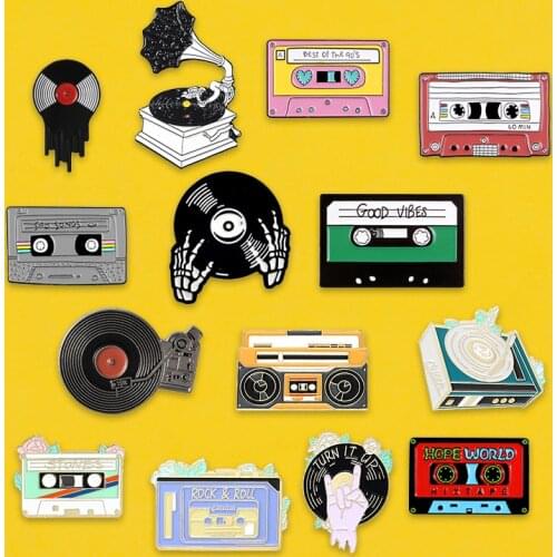 Classic Phonograph Enamel Pins Vinyl Record Player Punk Badge Brooch Lapel Jeans Shirt Cool Gothic Jewelry Gifts For Musicians