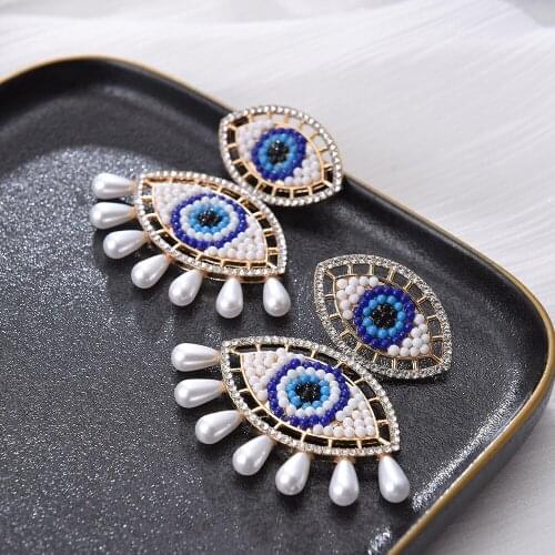 Rhinestone Luxury Pearl Earrings Elegance Retro Hollow Eye Earrings For Women 2021 New Fashion Earrings Beaded Jewelry