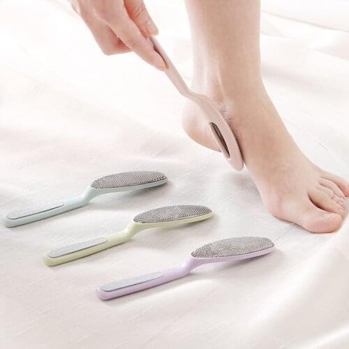 Pedicure Foot File Stainless Steel Foot Pedicure Tool Plastic Handle Dead Skin Remover Color Random Scrub Manicure Nail Tools
