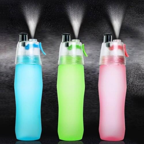 Creative Button Mist Spray Bottle 740ML Portable Atomizing Professional Sports Leakproof Dual use Bottle D40 Water Bottle